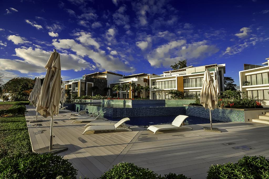 Appartamento Cap Ouest Luxury Penthouse By Dream Escapes Flic-en-Flacq Esterno foto