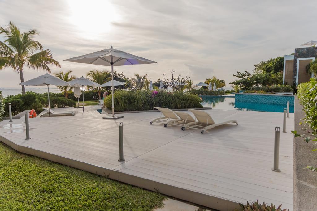 Appartamento Cap Ouest Luxury Penthouse By Dream Escapes Flic-en-Flacq Esterno foto