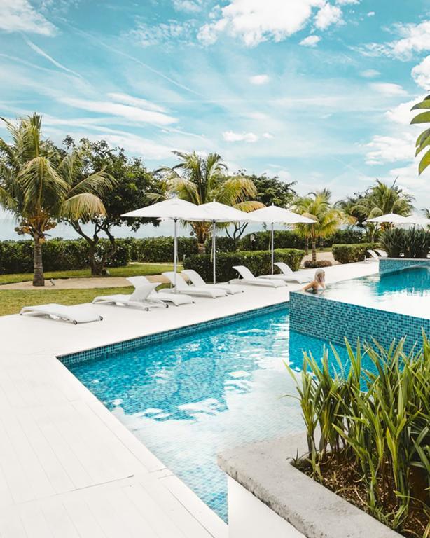 Appartamento Cap Ouest Luxury Penthouse By Dream Escapes Flic-en-Flacq Esterno foto